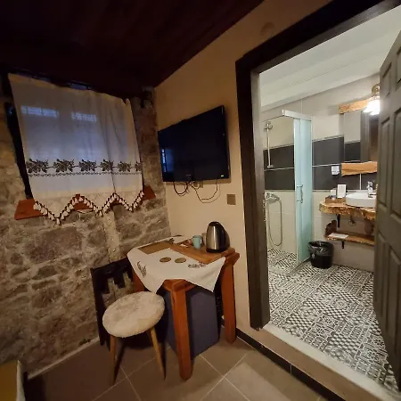 Olivia 1845 * Ayvalı