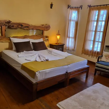 Olivia 1845 Hotel