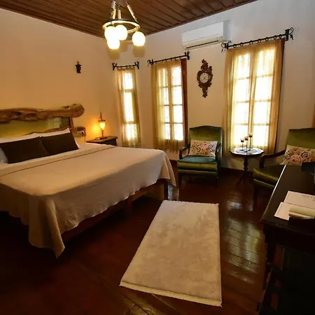 Olivia 1845 Hotel Ayvalı